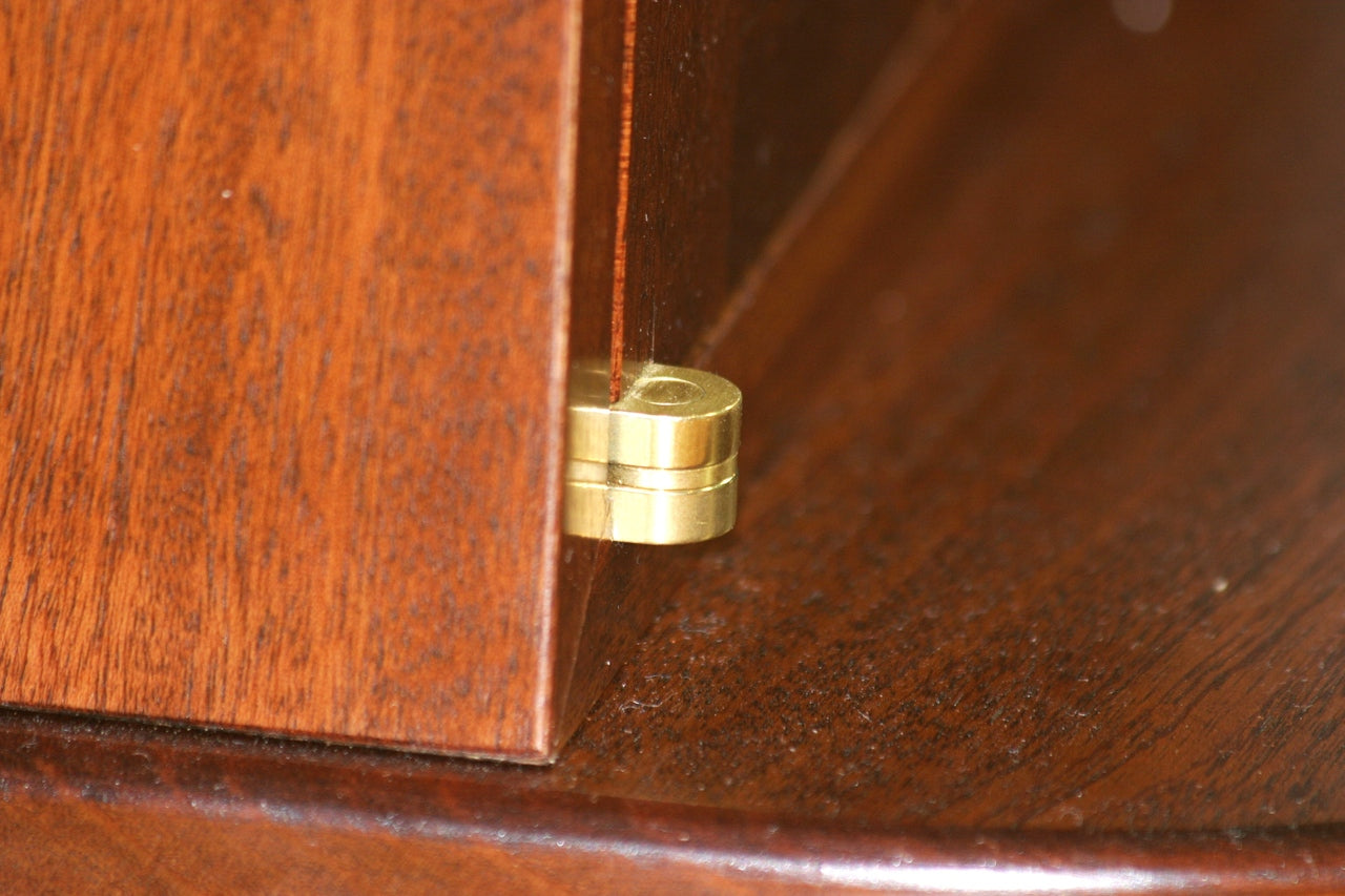 Offset Pivot Hinges